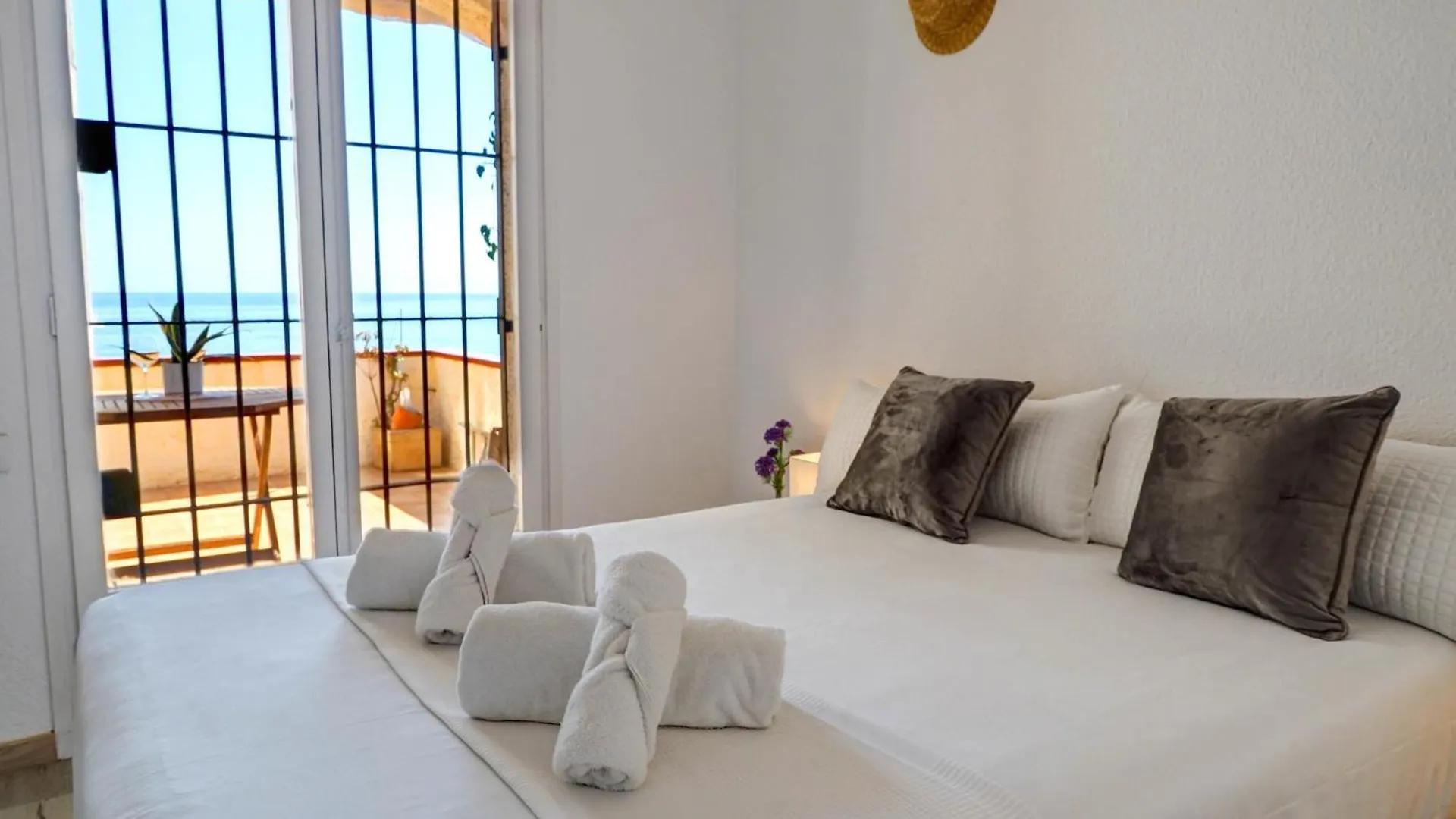 Sea Balcony Apartment By Hello Homes Sitges